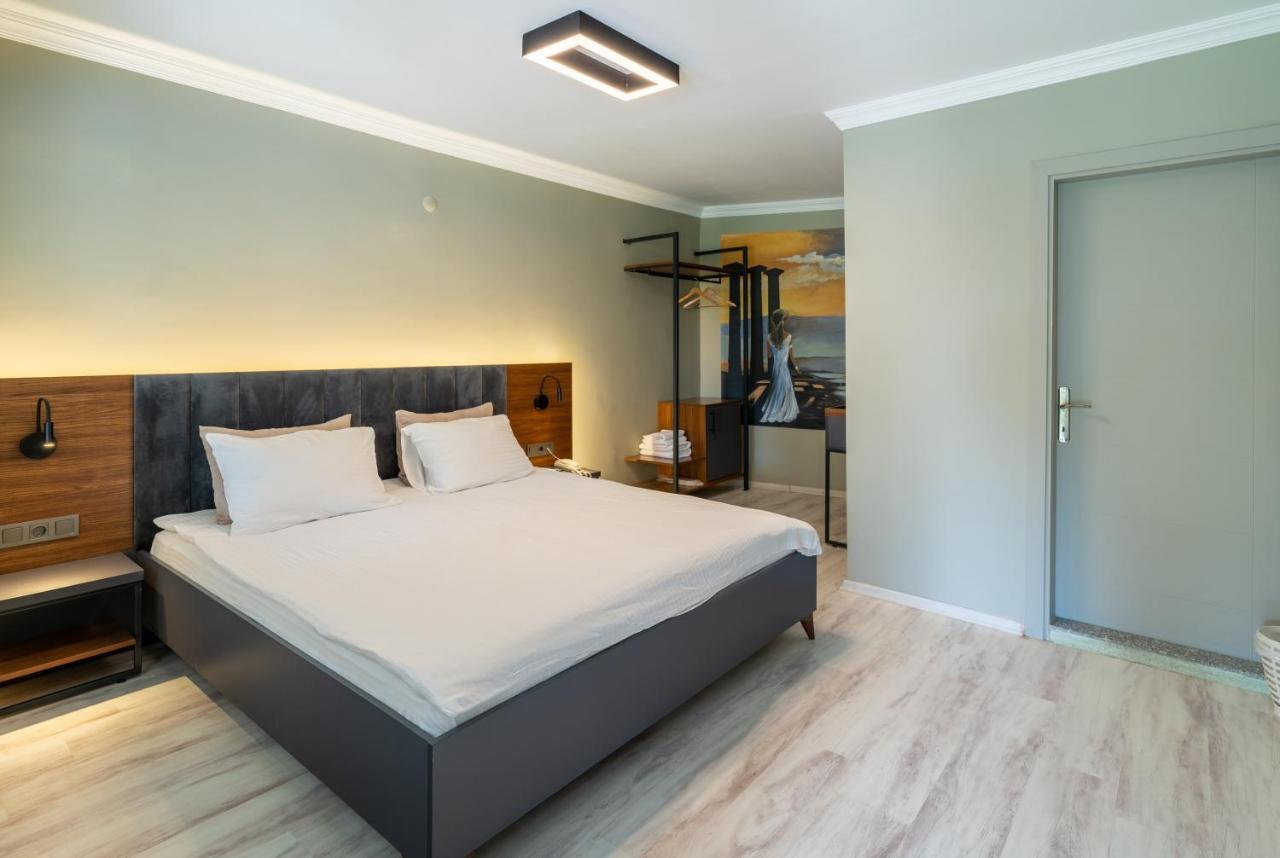 Kayalar Blue Beach Hotel Sazlı Eksteriør billede